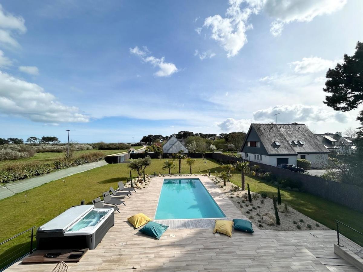 Superbe Villa Tout Confort Avec Piscine Chauffee Er Couverte Et Spa A 2 Pas De La Plage Fouesnant Luaran gambar