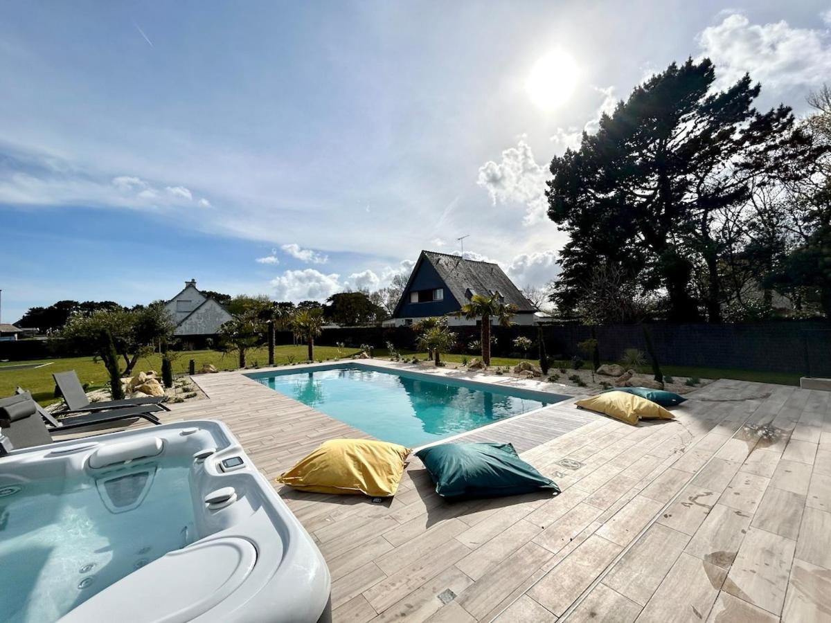 Superbe Villa Tout Confort Avec Piscine Chauffee Er Couverte Et Spa A 2 Pas De La Plage Fouesnant Luaran gambar