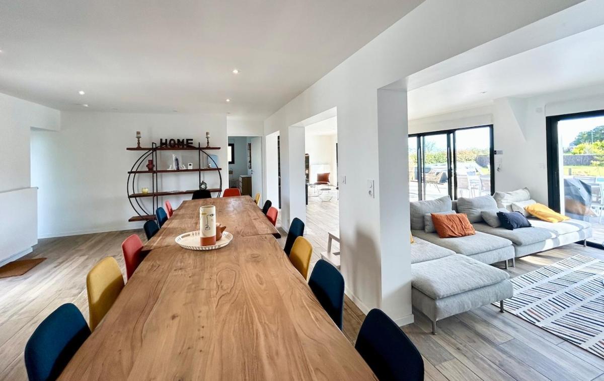 Superbe Villa Tout Confort Avec Piscine Chauffee Er Couverte Et Spa A 2 Pas De La Plage Fouesnant Luaran gambar