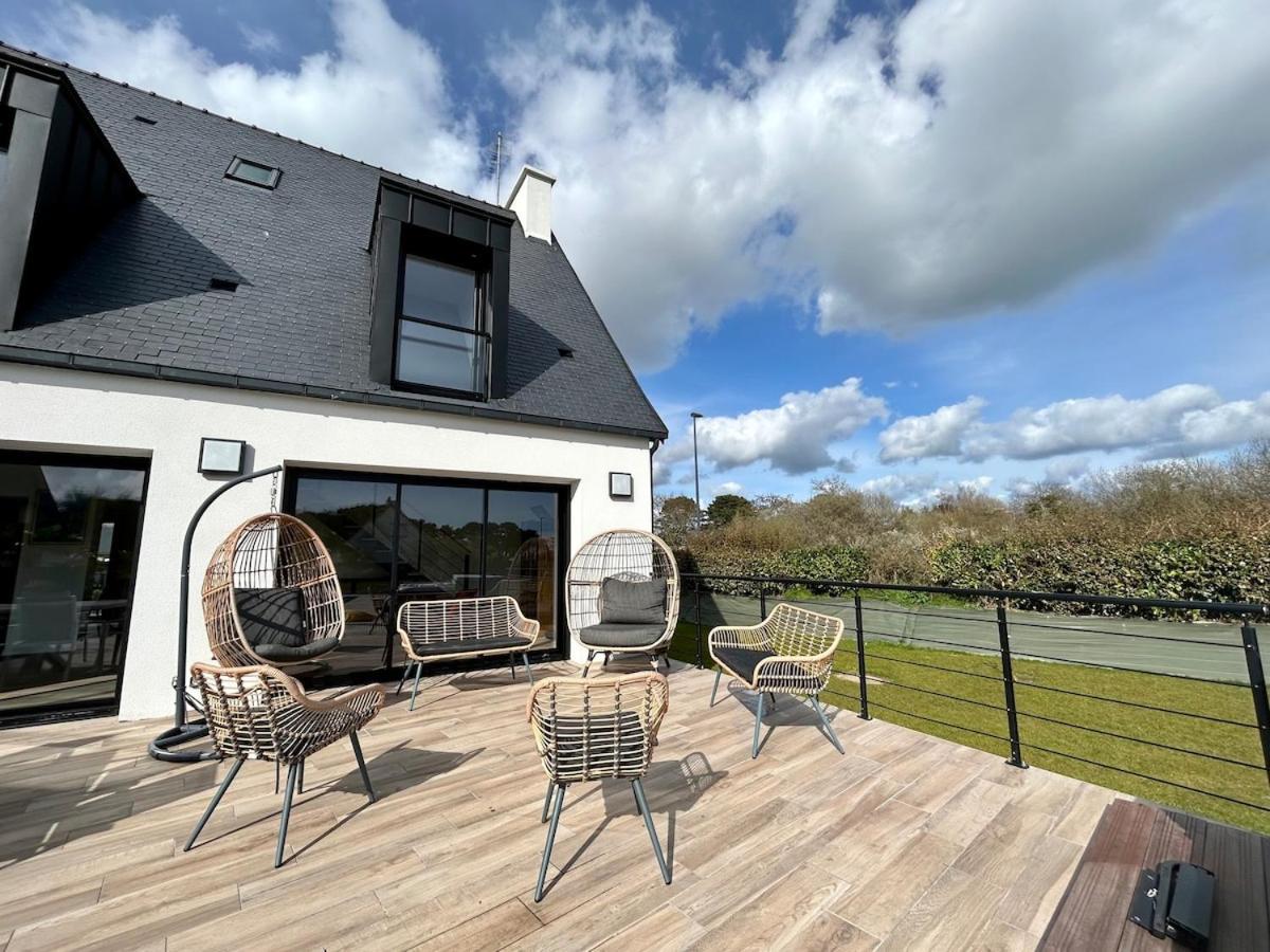 Superbe Villa Tout Confort Avec Piscine Chauffee Er Couverte Et Spa A 2 Pas De La Plage Fouesnant Luaran gambar